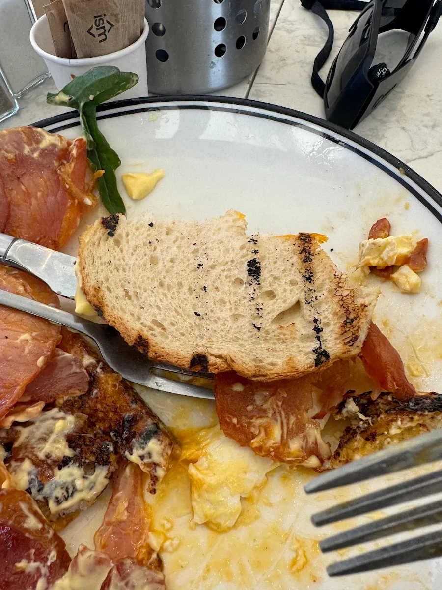 Highlights, Ridge Cafe