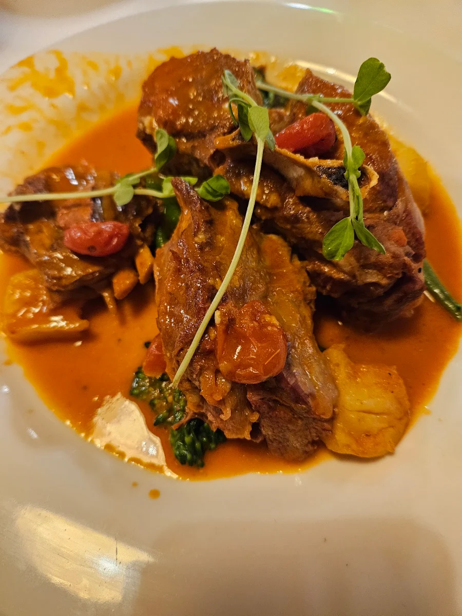 Lamb Shoulder, Roberto's on Bennett