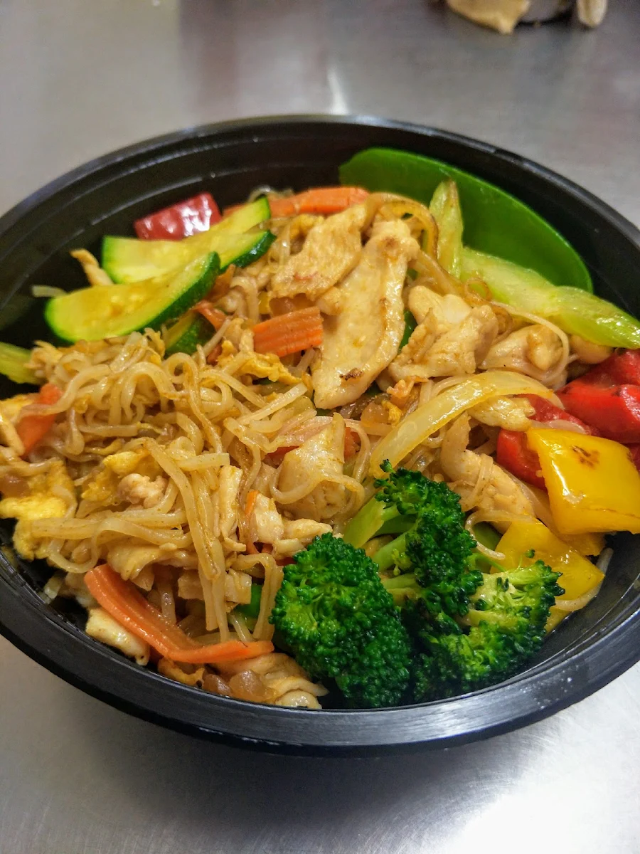 Chicken Pad Thai
