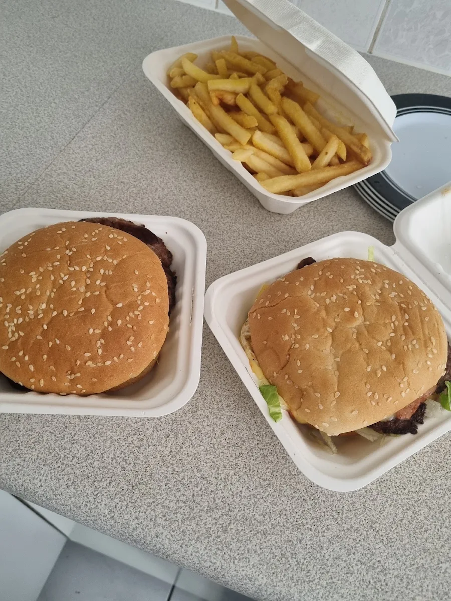 Sam's Burger Combo, Sam's Takeaway