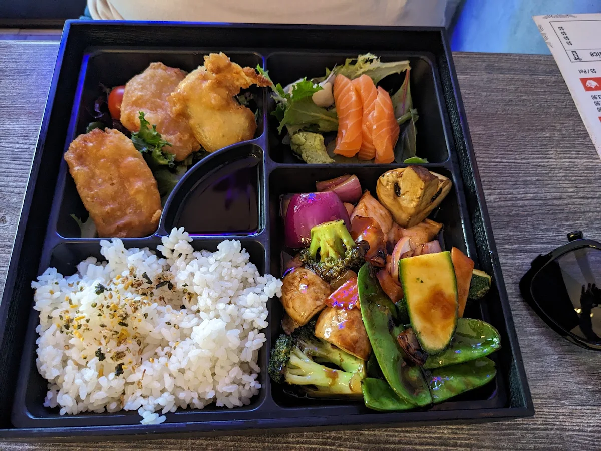 Salmon Bento