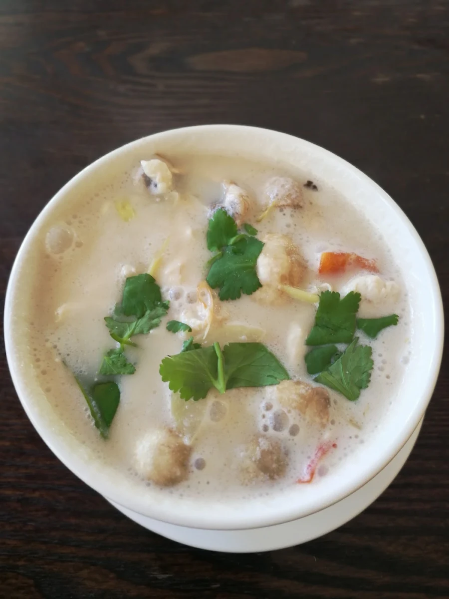Tom Kha, To Be Thai, New Farm