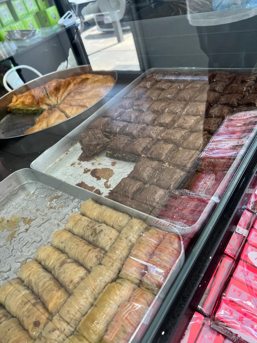 Highlights, Antepia Sweets