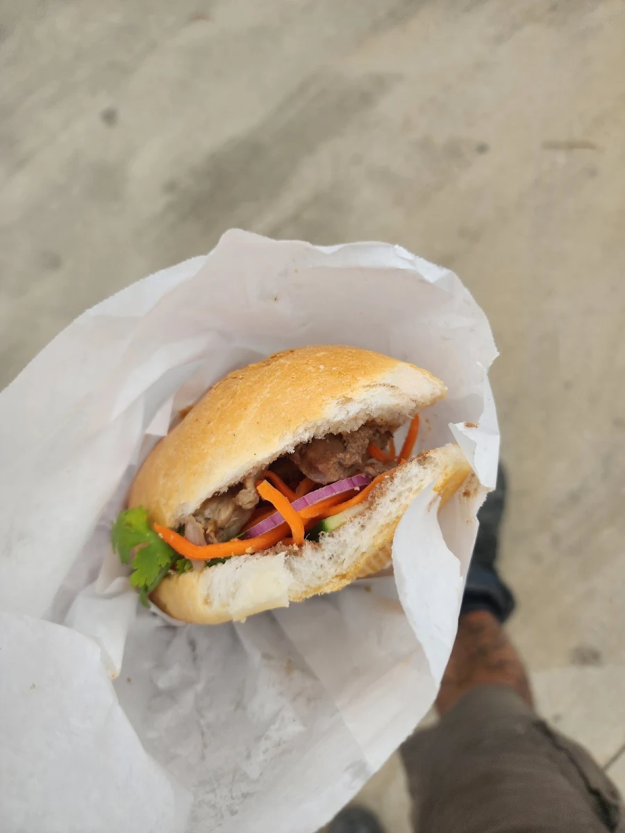 Highlights, Dandy Diner