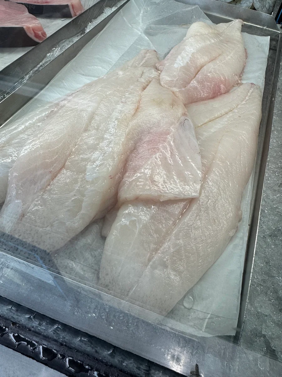 Flake Fish A, Eat Fish