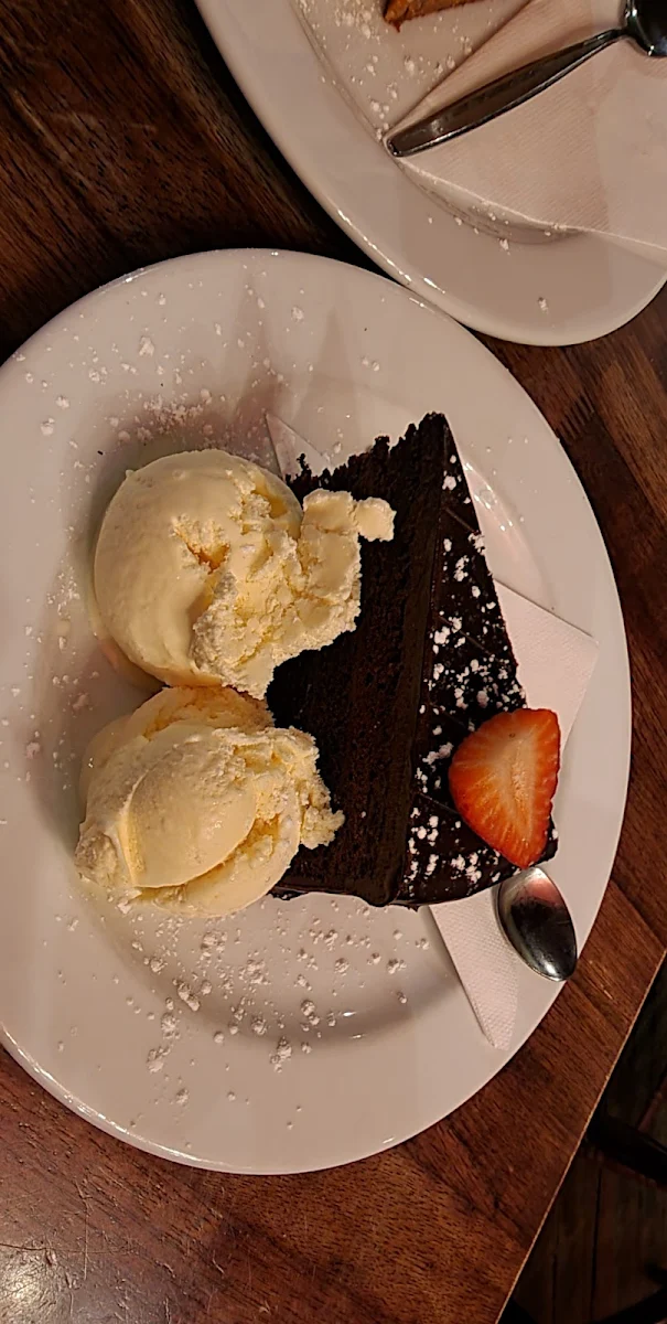Chocolate Cake, Goldbergs Coffee House