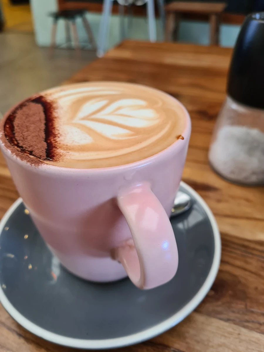 Cappuccino, Vincent Diner