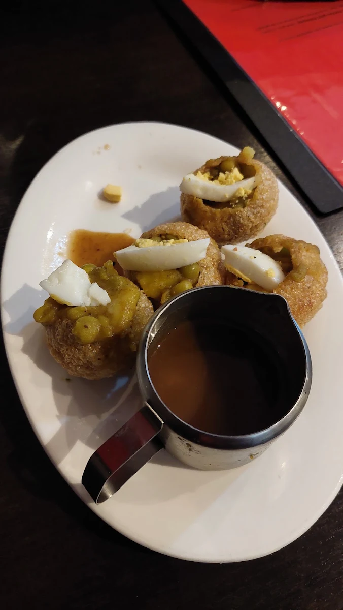Fuchka, Madhumoti Restaurant
