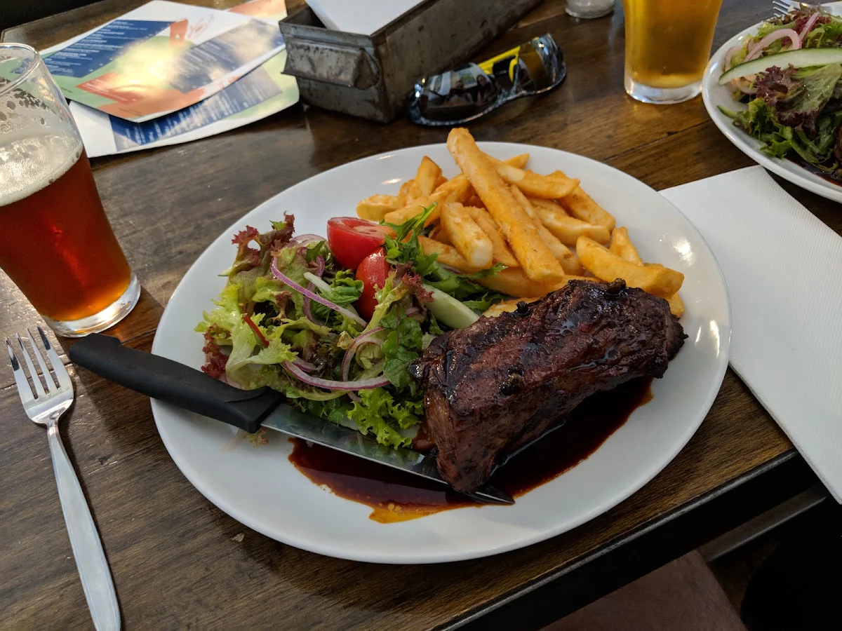 Steak Special, Captain Melville