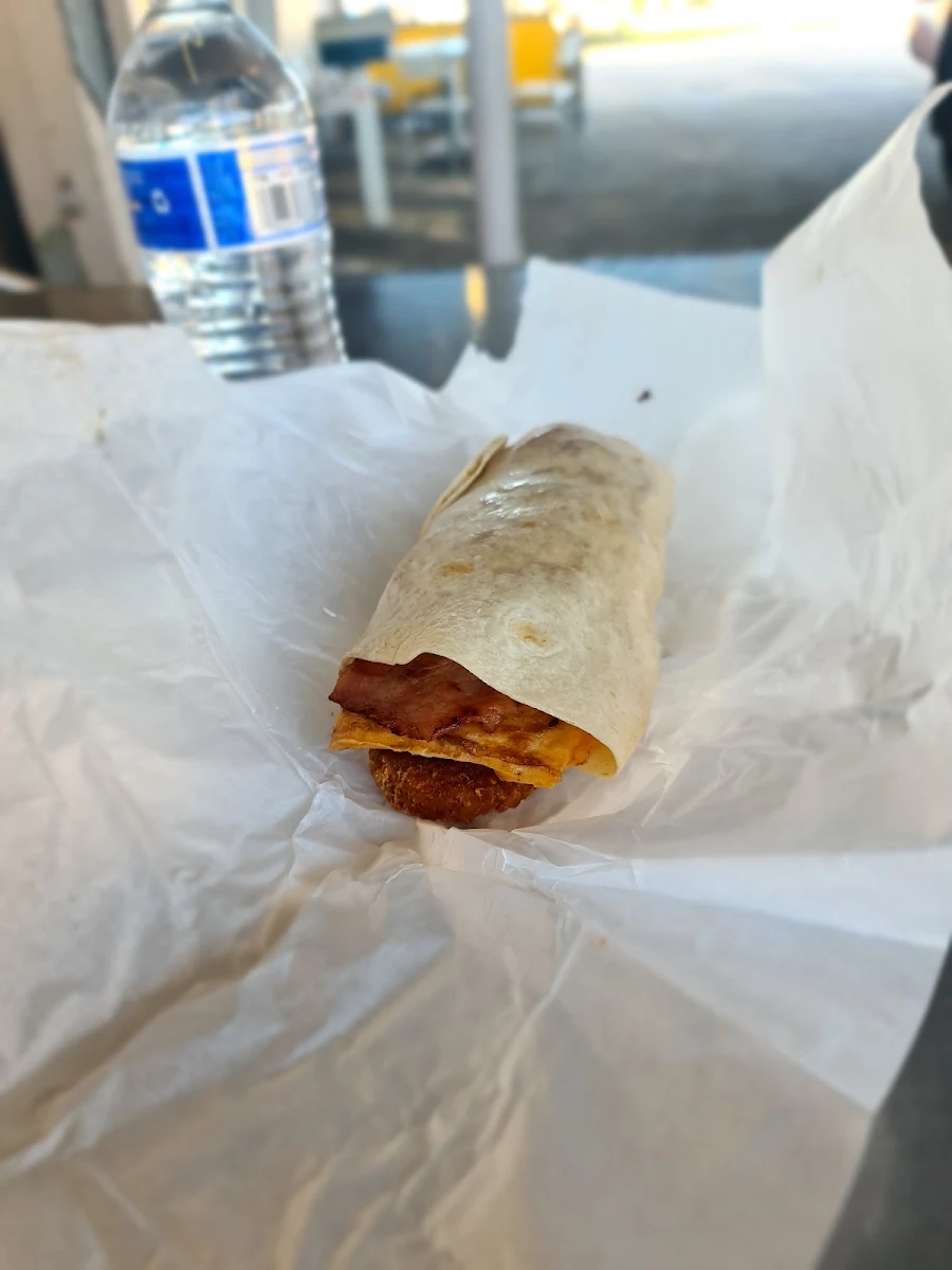 Egg and Bacon Wrap, Bella's On Caversham