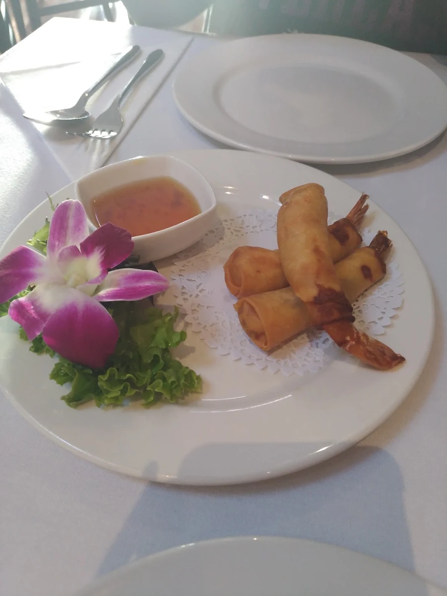 Highlights, Narai Thai Restaurant
