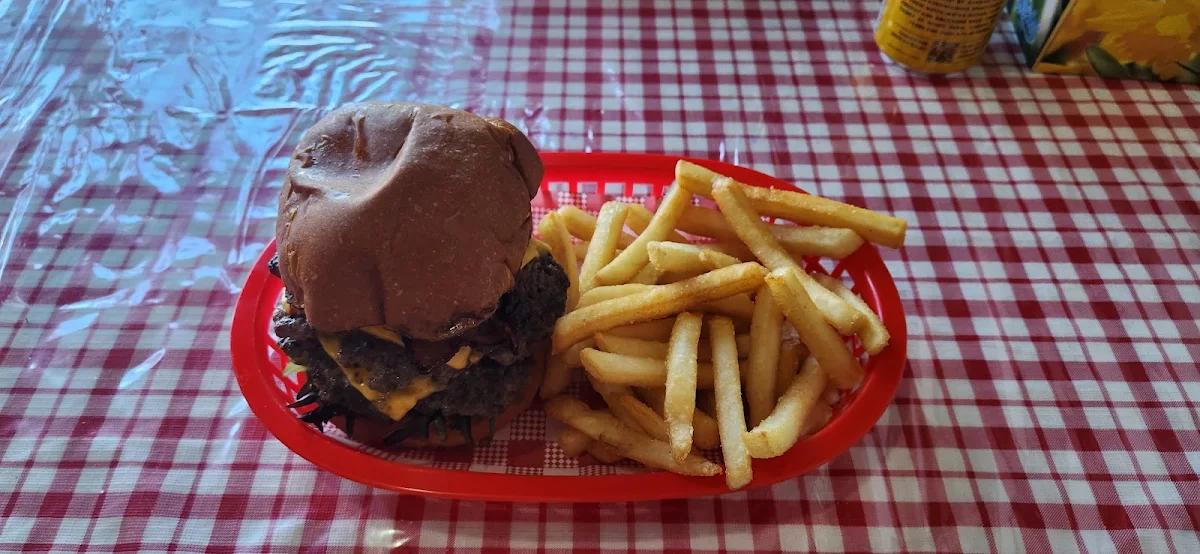 Gluttony Burger Combo