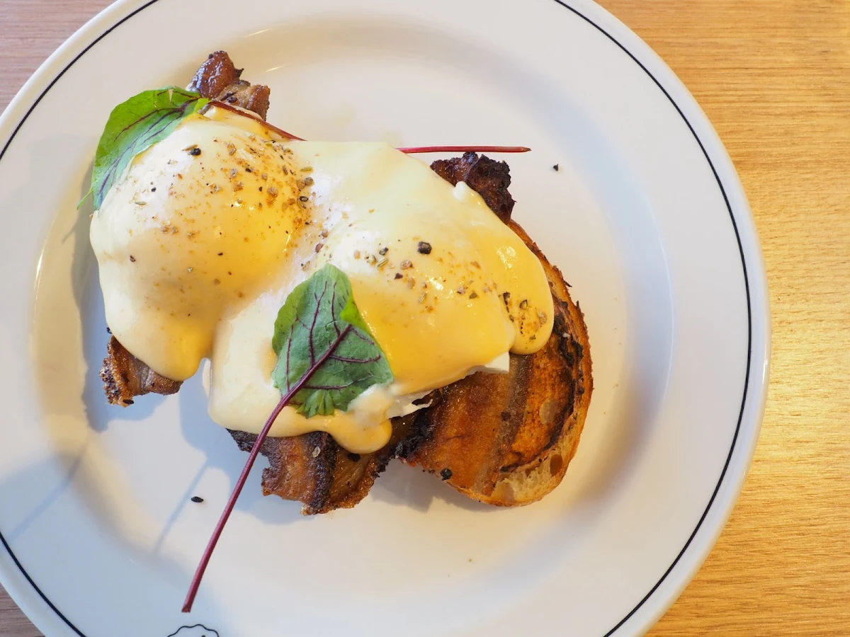 Eggs Benedict