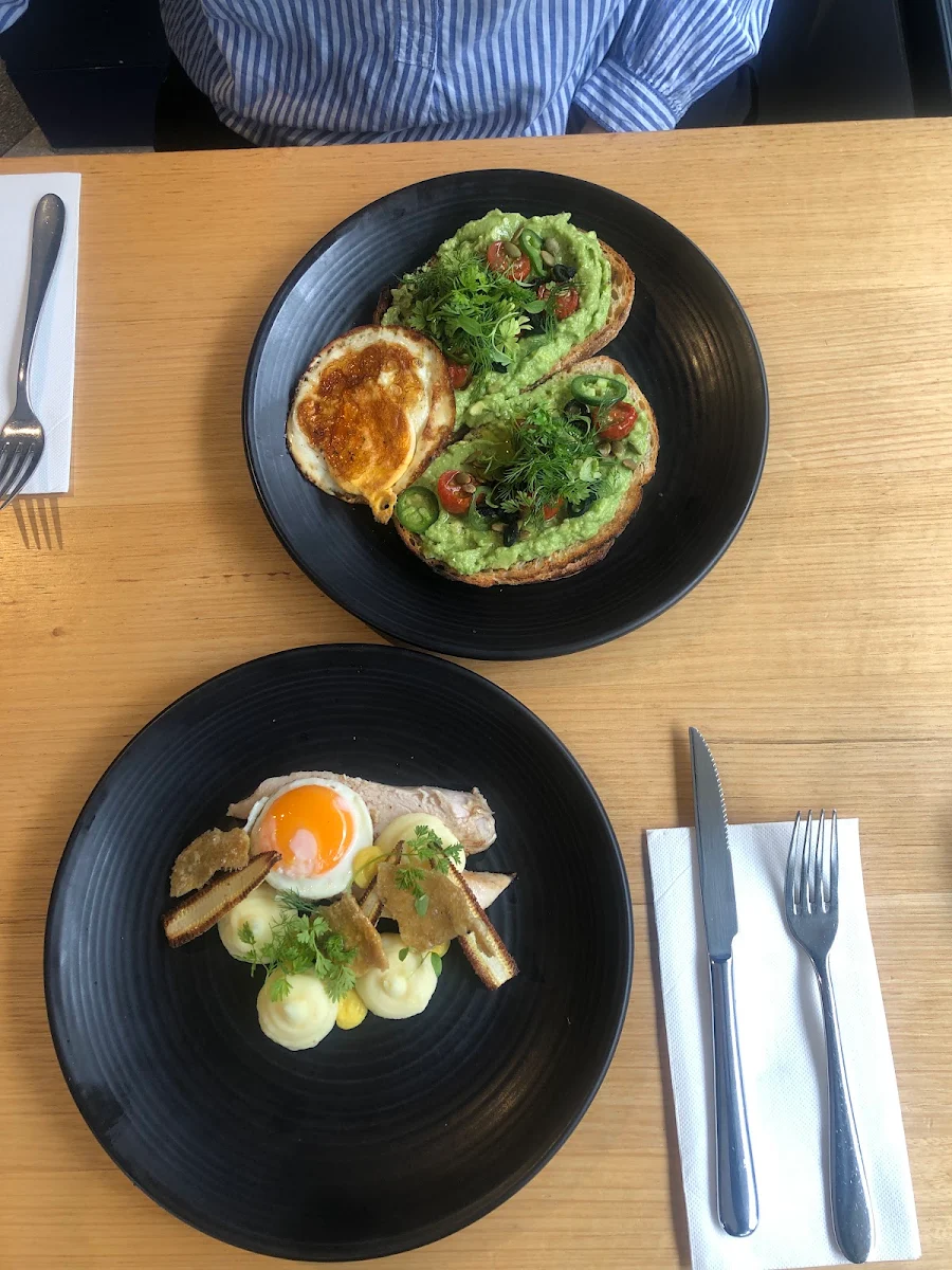Smashed Avocado Toast