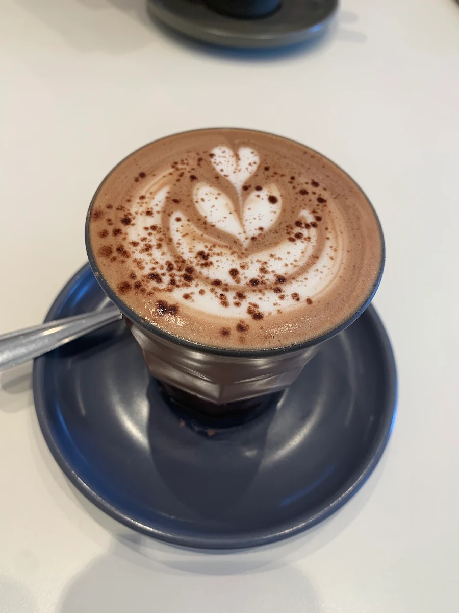 Flat White, Cafe Lelunar