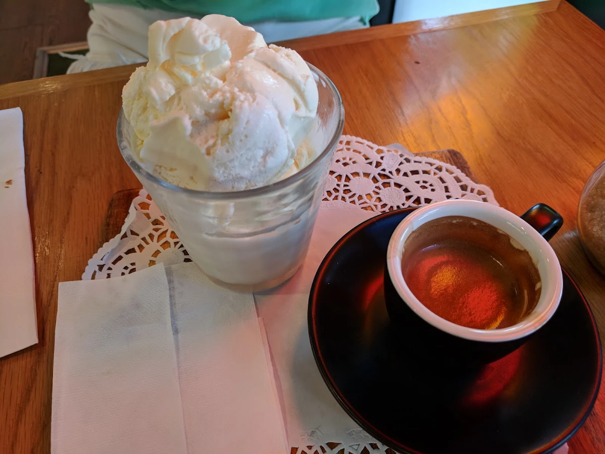 Affogato, Johnny Dante