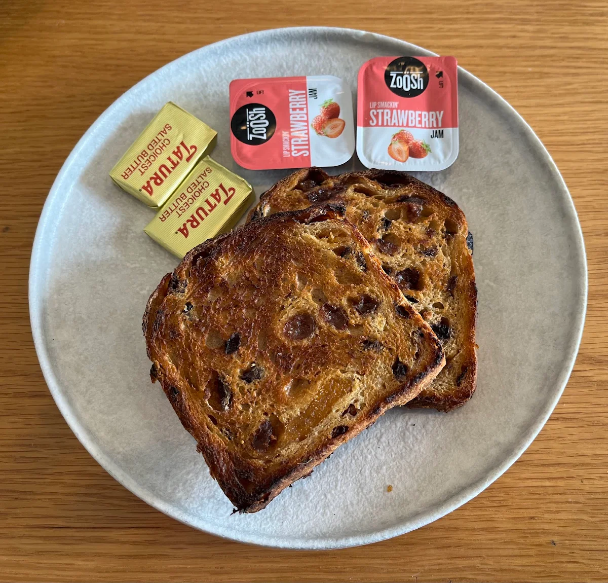 Fruit Toast, Johnny Dante