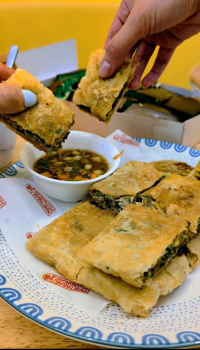 Egg Martabak Beef, Martabak Pecenongan 78 & D'Bakmie
