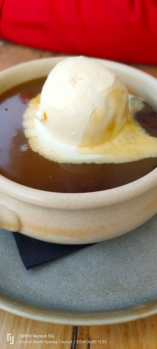 Sticky Date Pudding, Foys Kirribilli