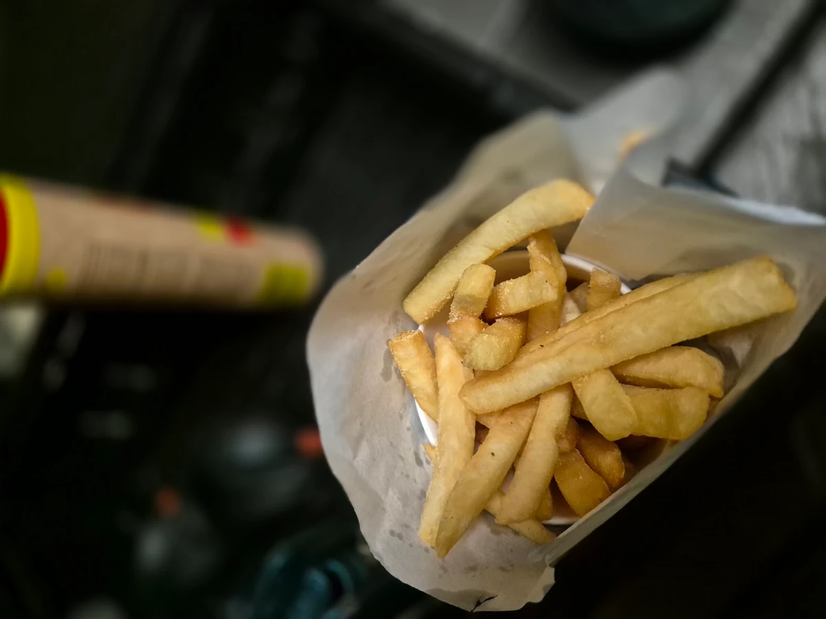 Small Chips, Howard Country Style Milk Bar