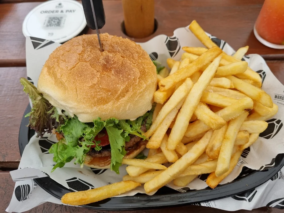 Beef Burger and Chips