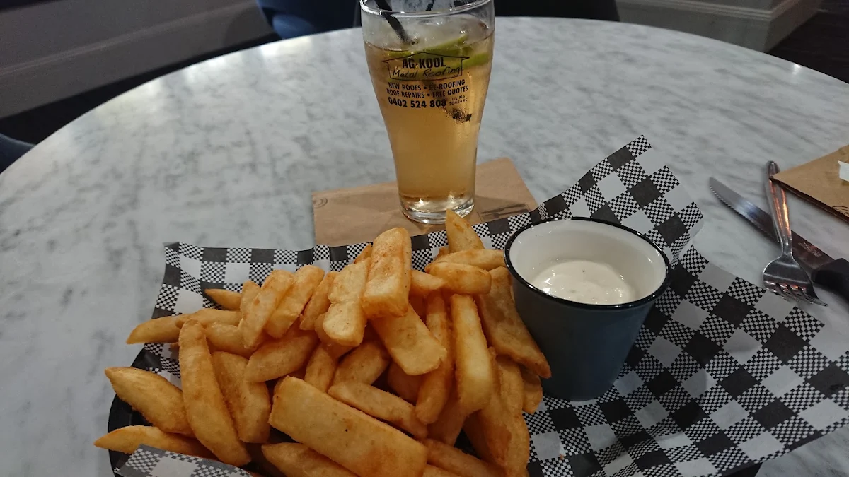 Fries and Aioli, Tudor Hotel Tamworth