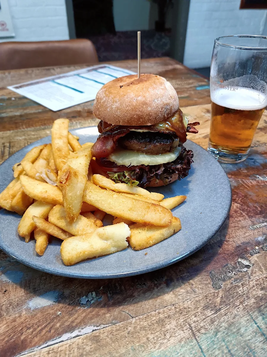 Crispy Fried Chicken Burger