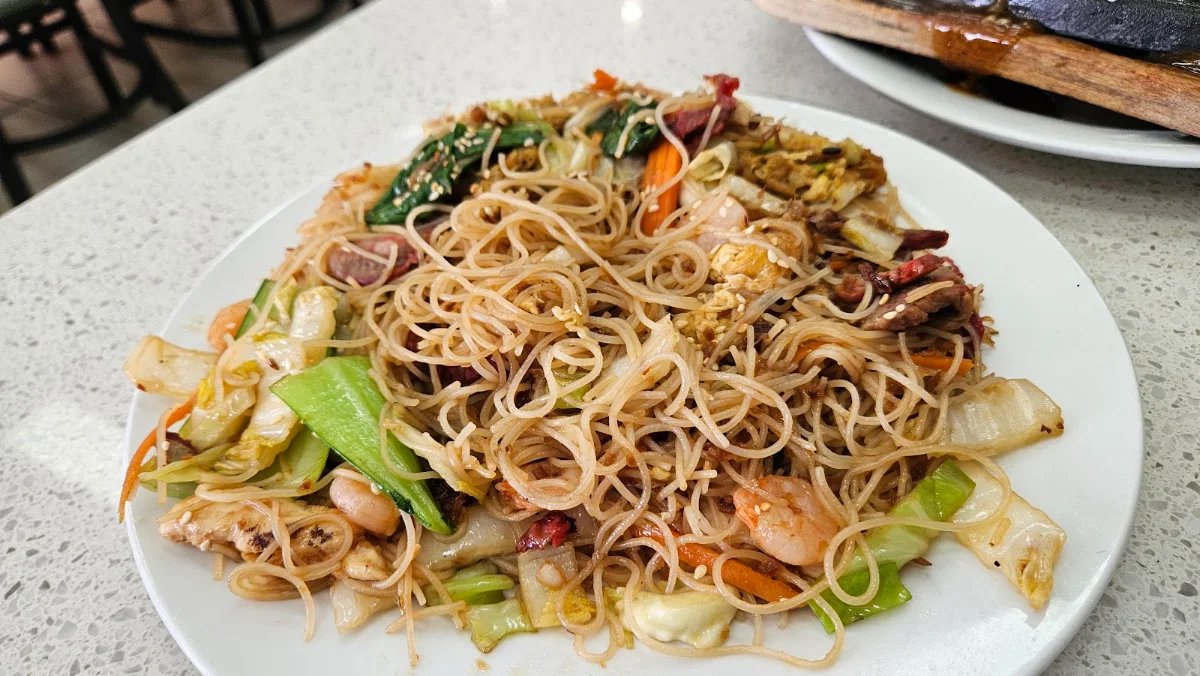Combination Noodle Stir-Fry