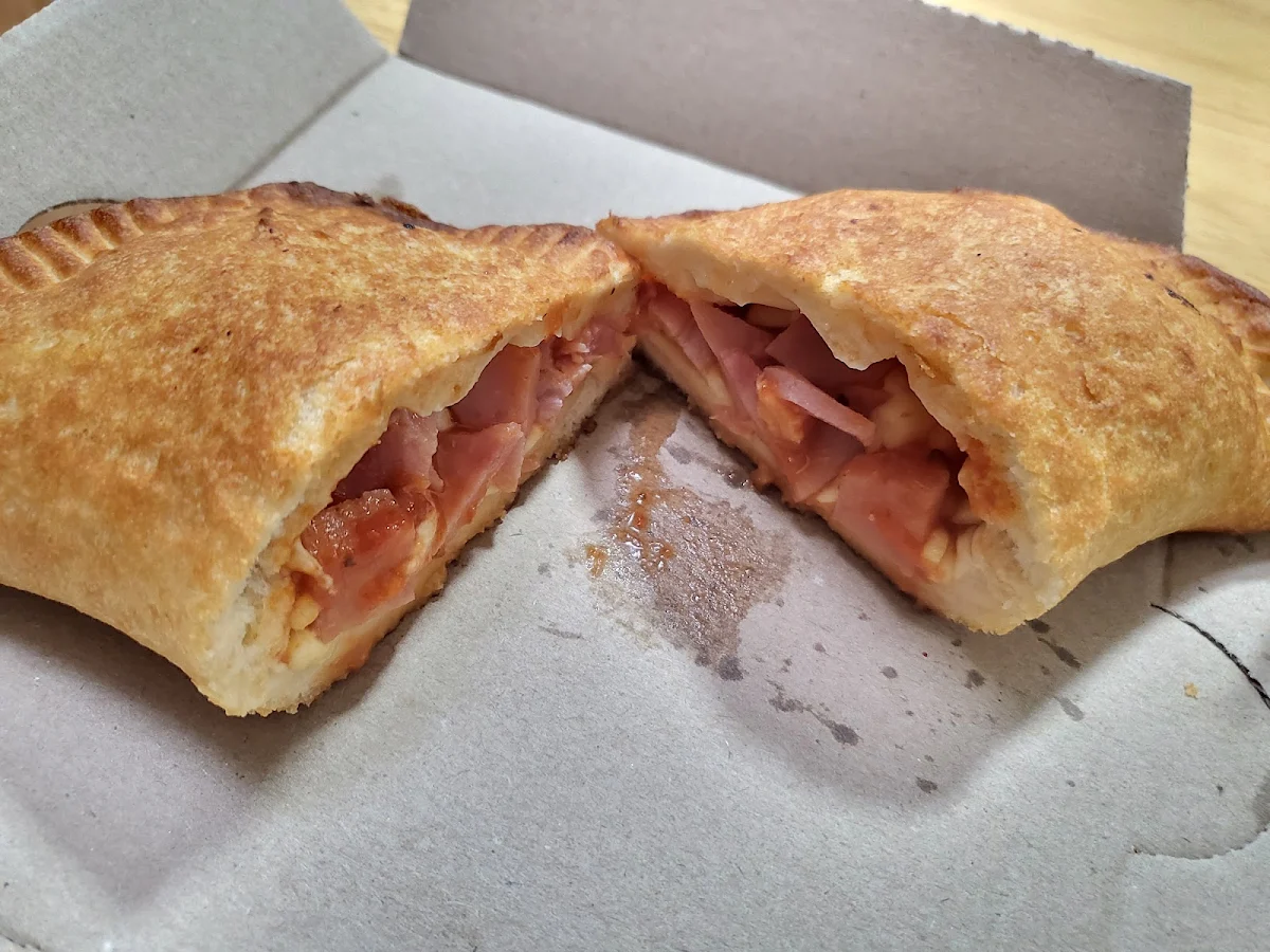 Ham Cheese Tomato, Pizza Hut Earlwood