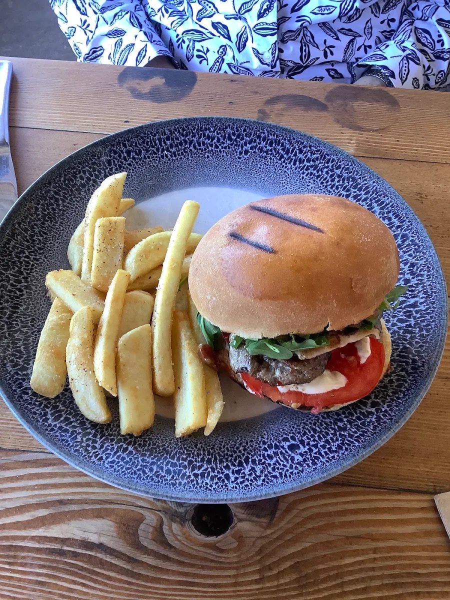 Pulled Chicken Burger, The Agrestic Grocer