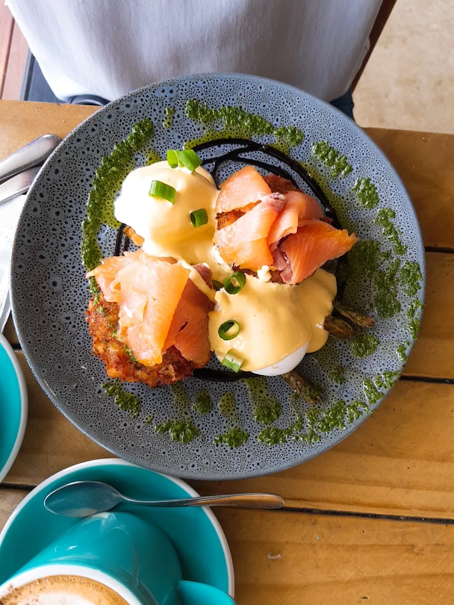 Eggs Benedict Salmon, Coco + Boho