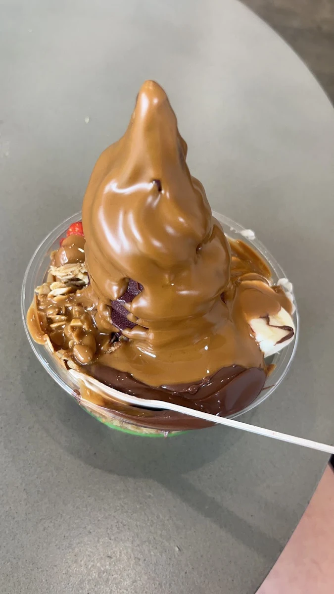 Highlights, The Lorri East Ivanhoe