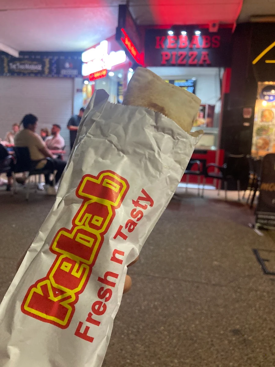 ミックスケバブ, Sahel Grill Kebabs & Pizza