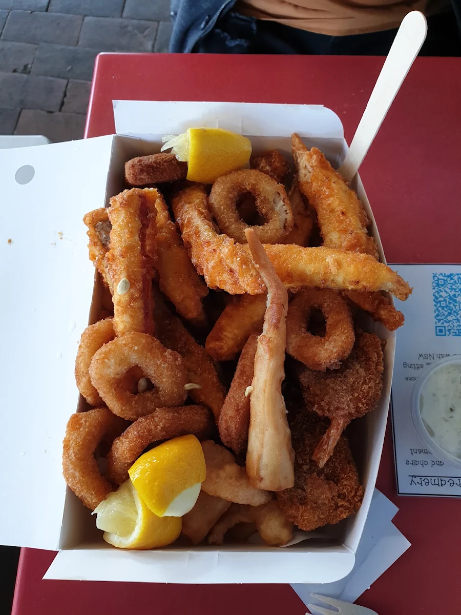 Highlights, Jaws Seafood