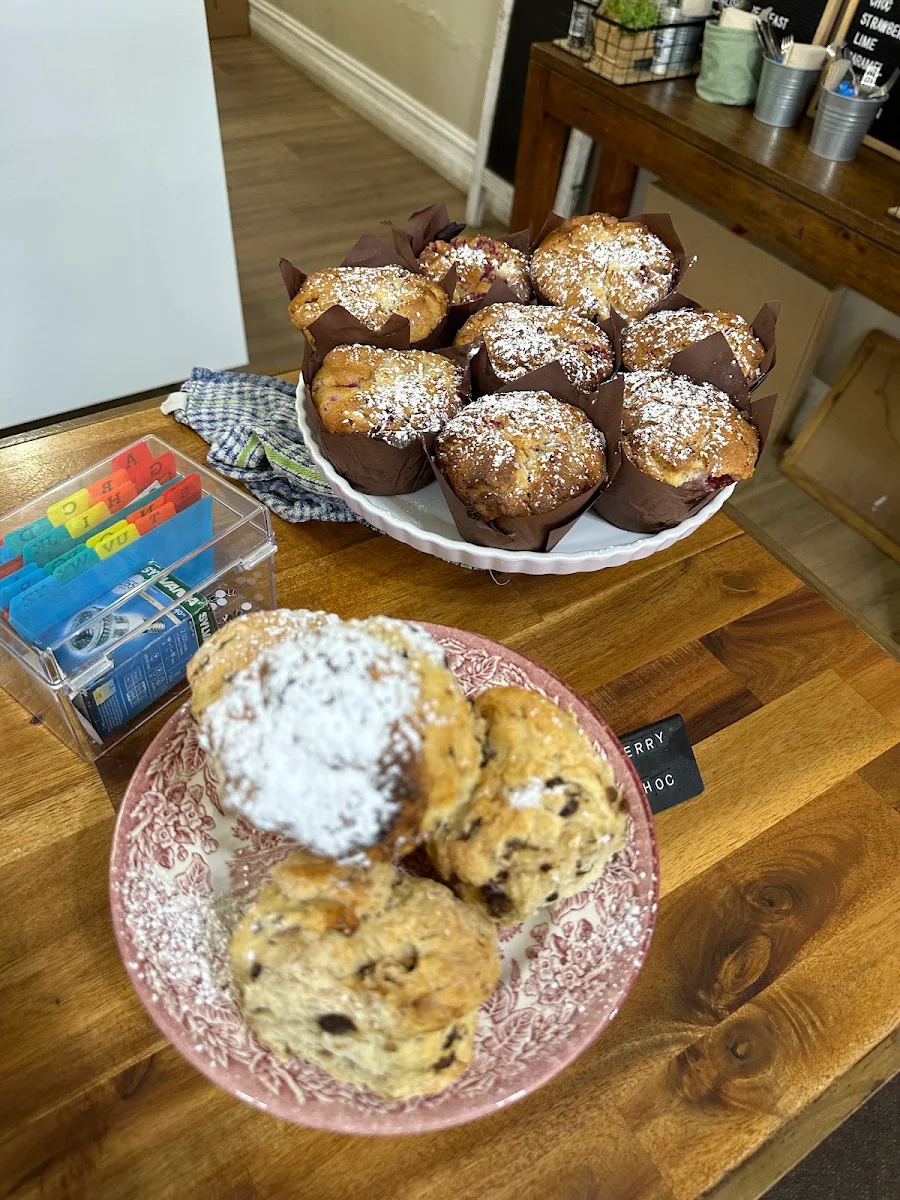 Muffins, Godfrey & Bear