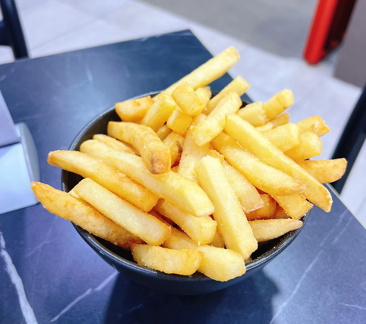 Hot Chips, La Mono Casula | Charcoal Chicken & Lebanese Cuisine