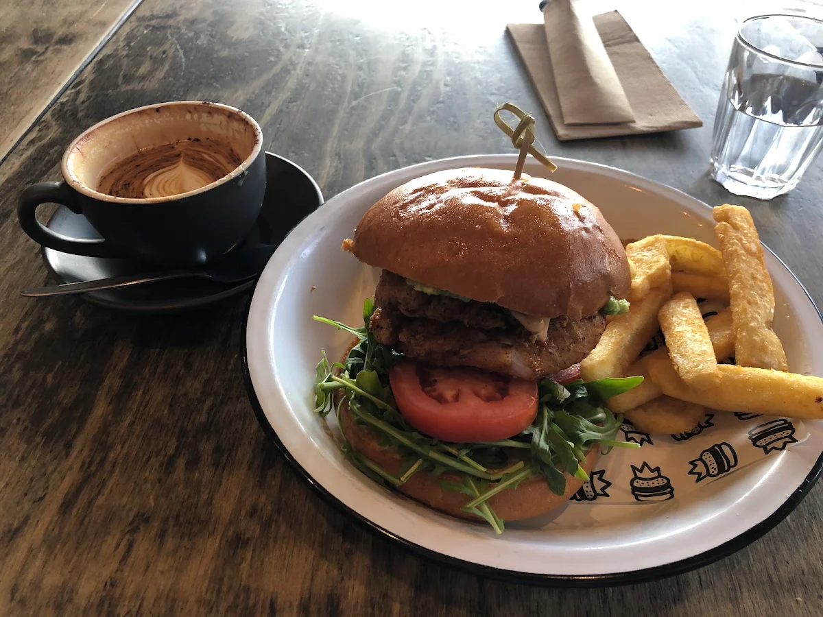 Highlights, Cafe Limoncello