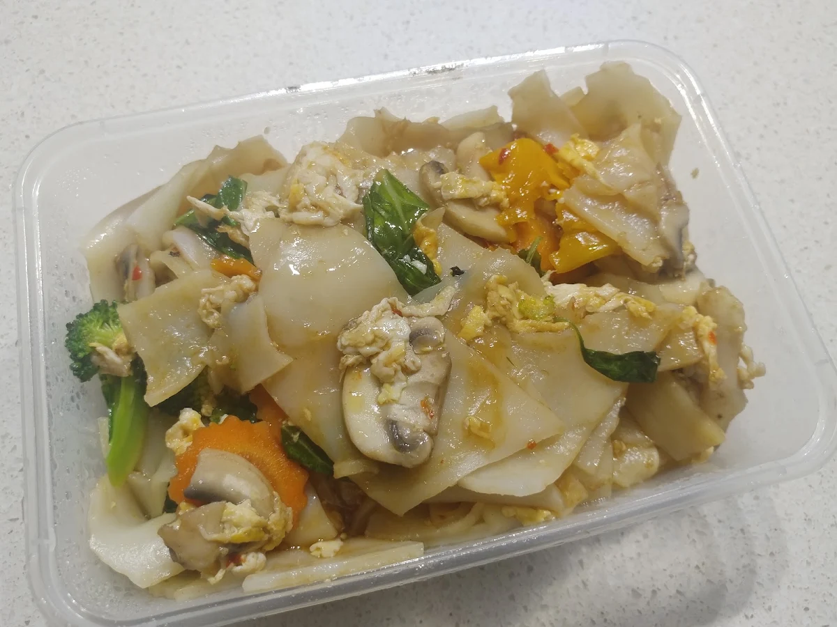 Pad Kee Mao, Thai Garden Restaurant