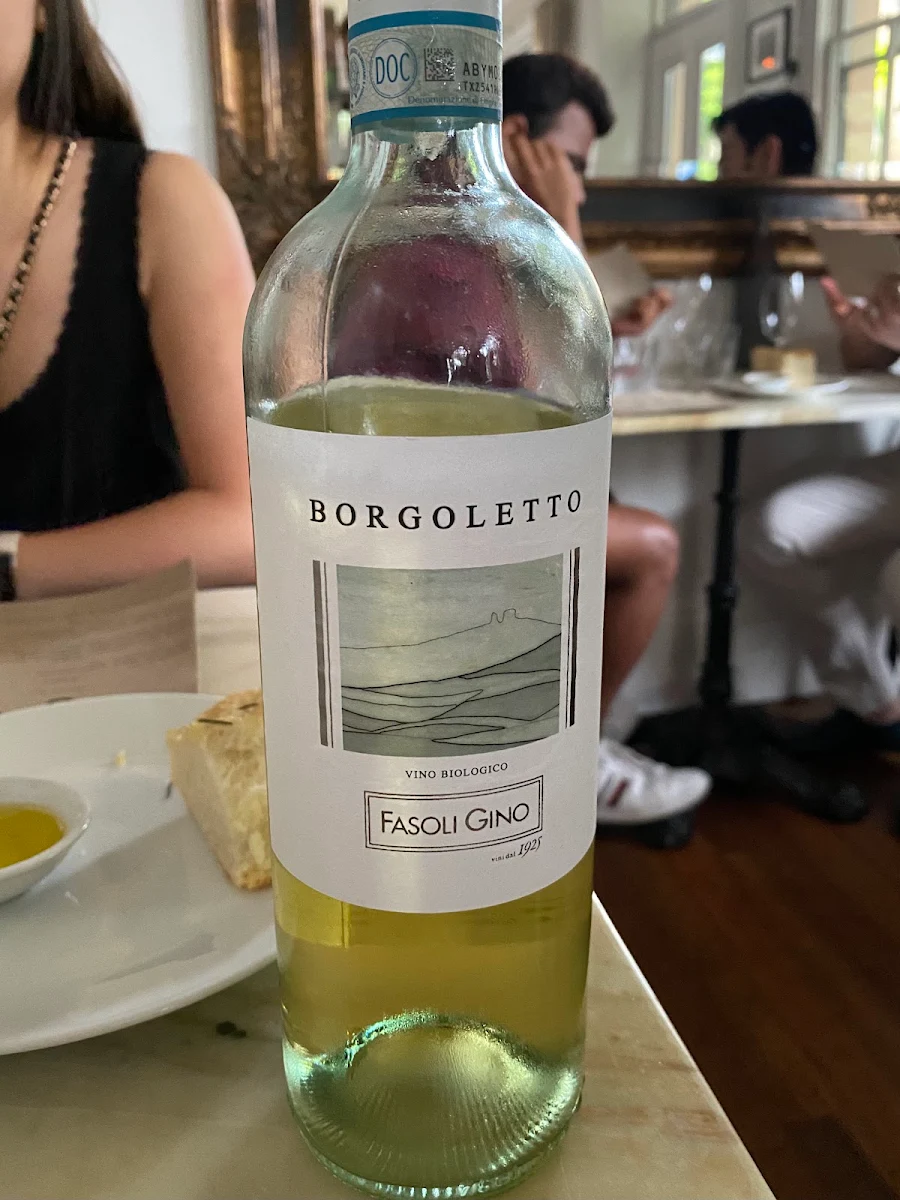 Wine, Sagra Restaurant