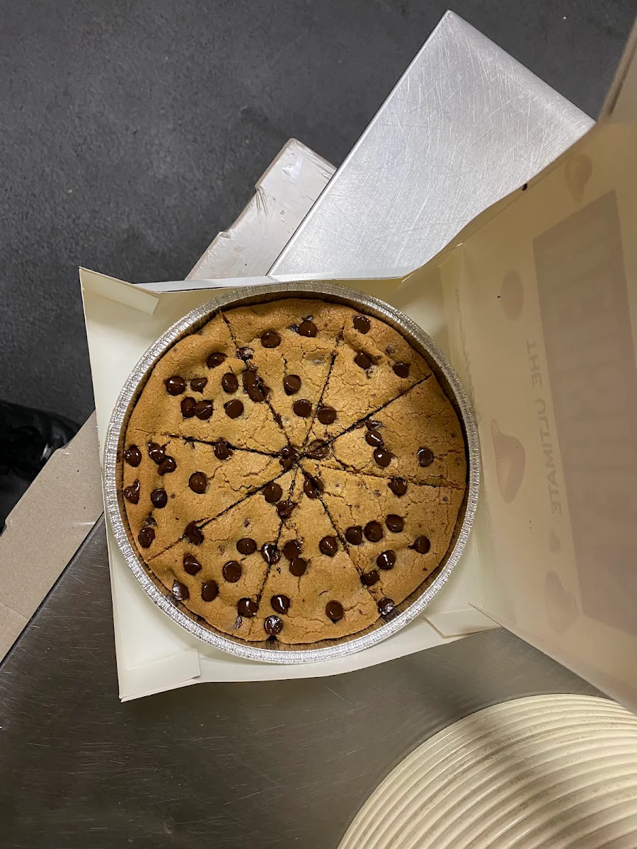 Hershey Cookie, Pizza Hut Hollywood Plaza