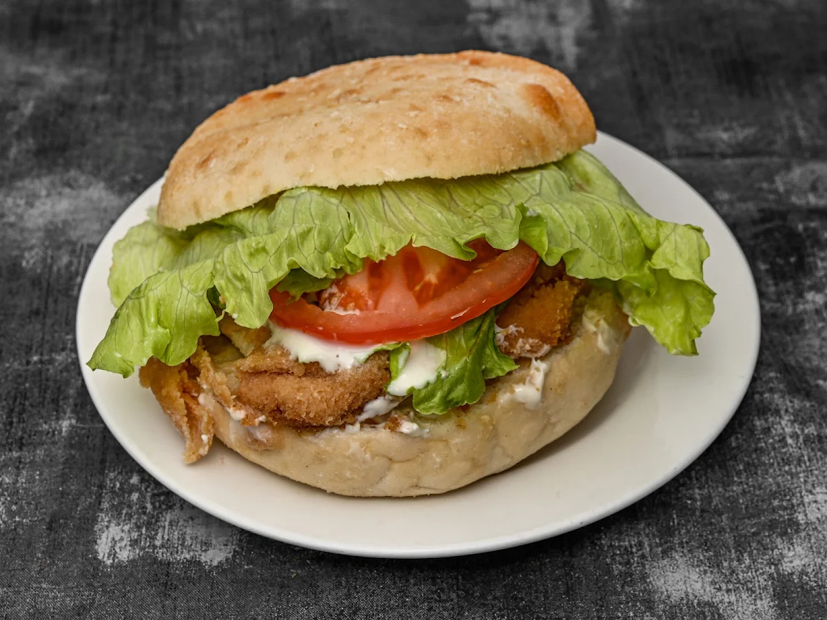 Highlights, Hunger Cafe & Burgers