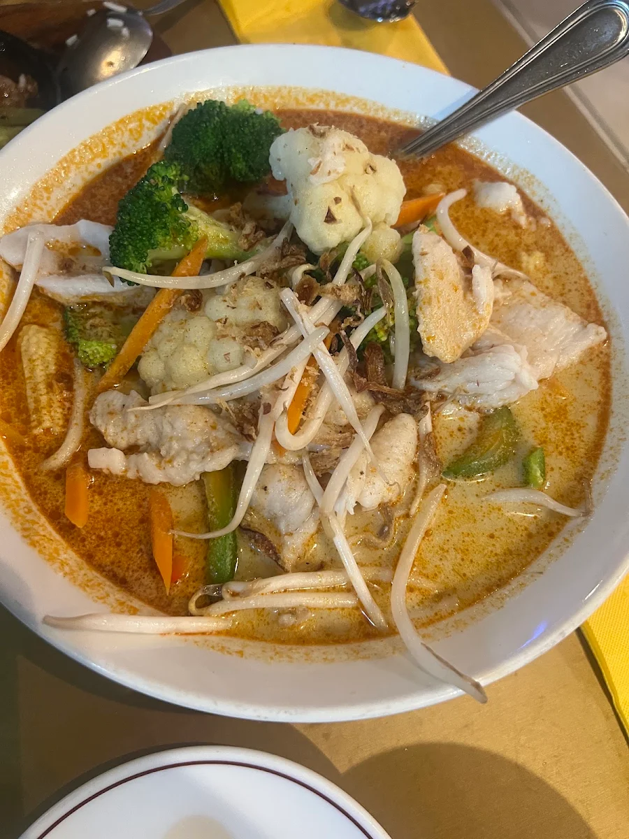 Highlights, Golden Sun Chinese & Vietnamese Restaurant Capalaba