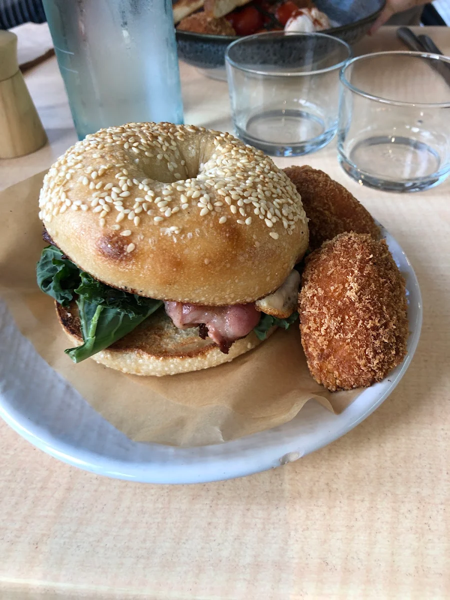 Bacon and Egg Bagel with Hash Browns