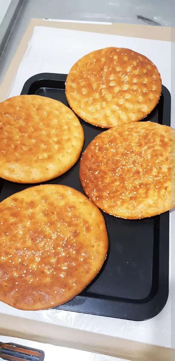 Highlights, Valiasr Bakery