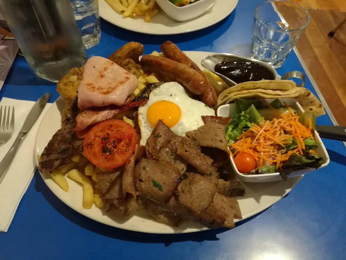 Moe's BBQ, Lazy Moe's Ballarat
