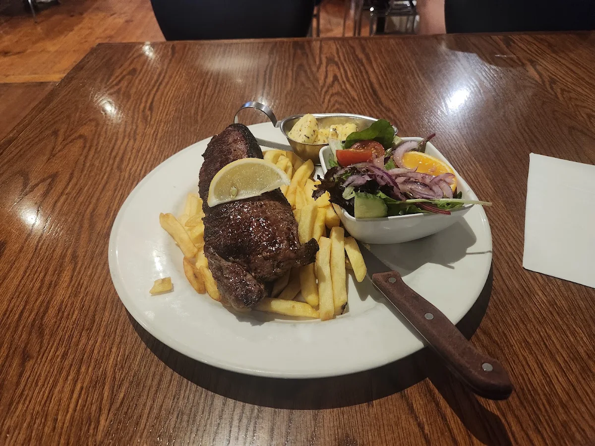 Porterhouse Steak, Lazy Moe's Ballarat