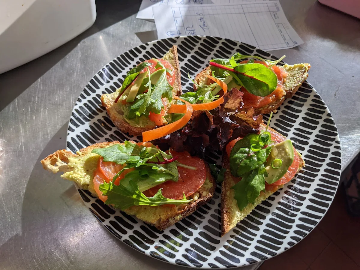 Highlights, Rosewood Cafe