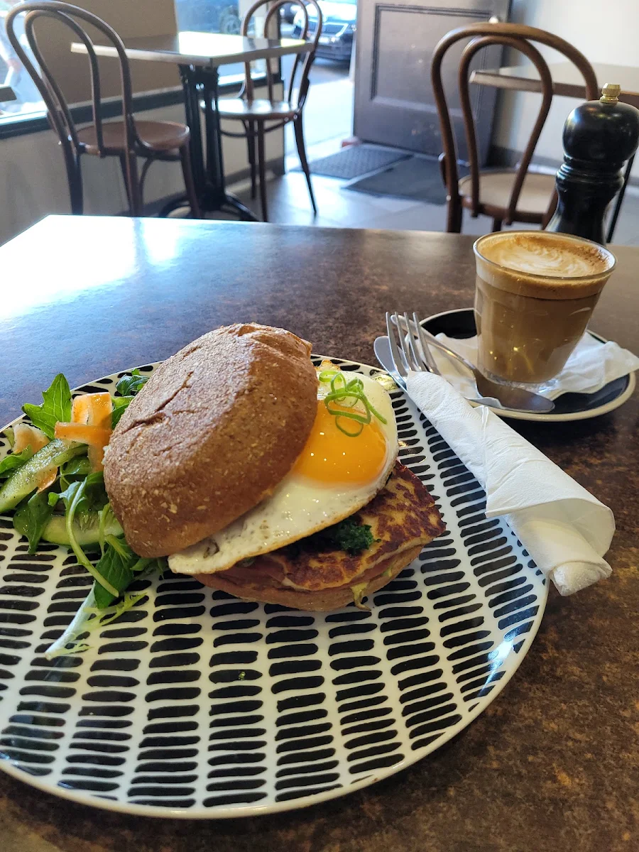 Highlights, Rosewood Cafe