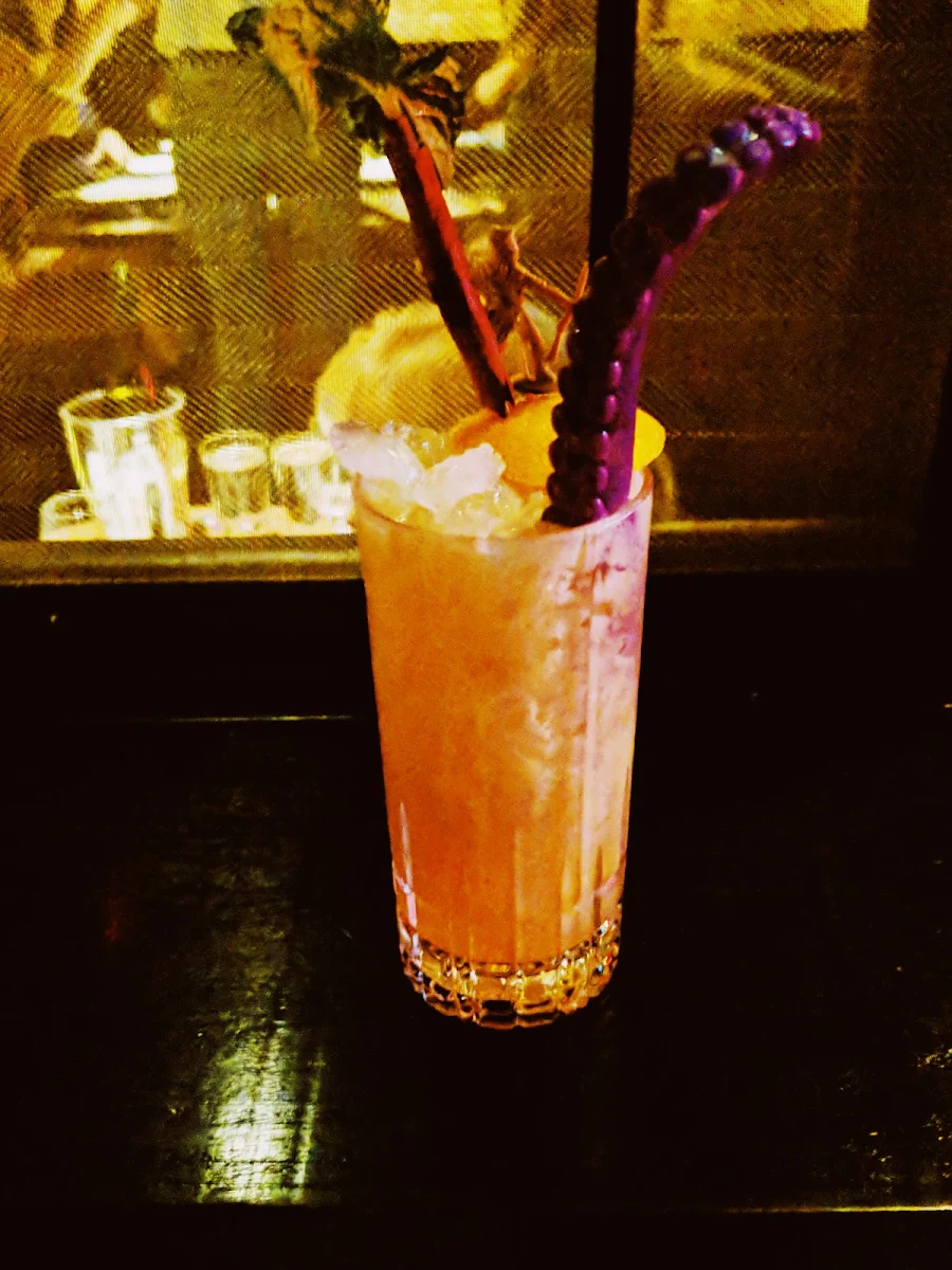 Highlights, GoGo Bar