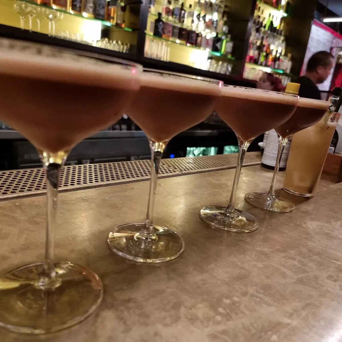 Highlights, GoGo Bar
